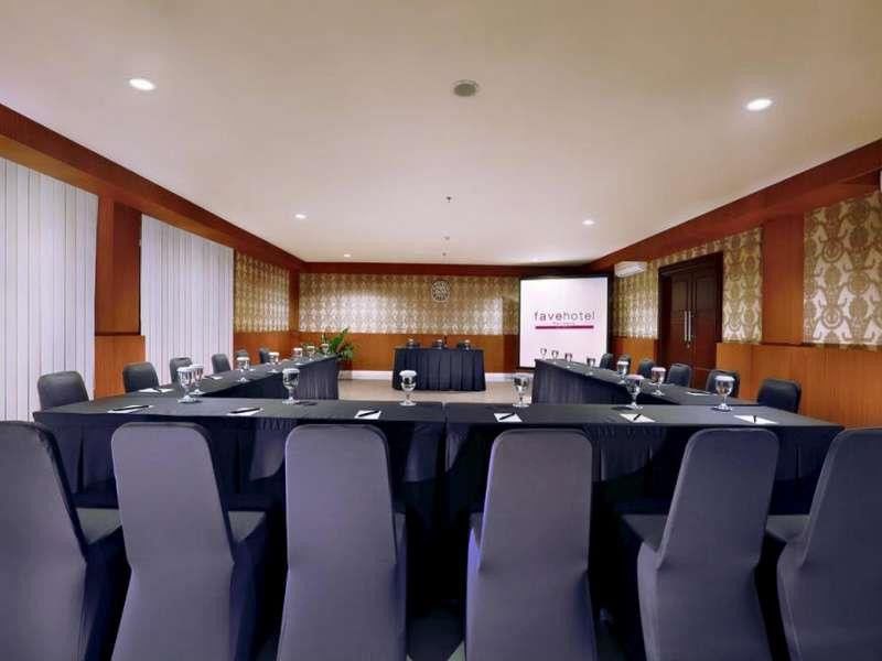 Aston Inn Rembang Exterior photo
